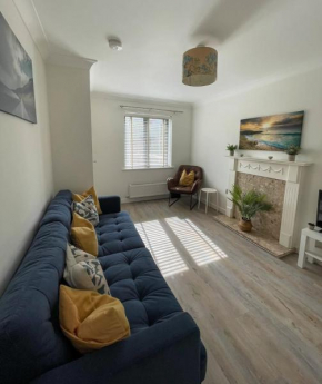 Comfortable Home w Private Parking Charlestown